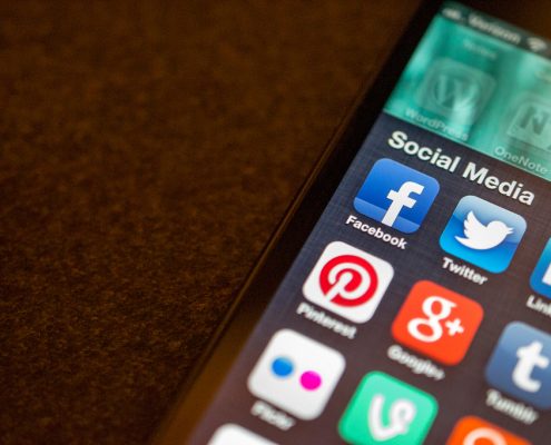 5 Unused & Extremely Effective Social Media Apps To Promote A New Blog